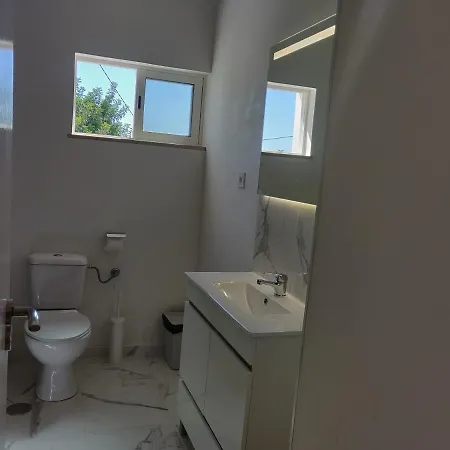 Lagoa Five Bed House By Red Ba Serviced Accommodation Uk * Lagoa (Algarve)